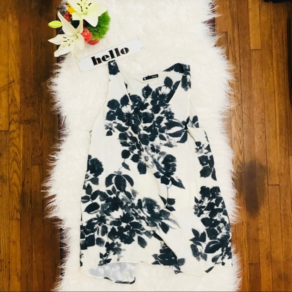 Krisa Split Back Printed Tunic - image 1